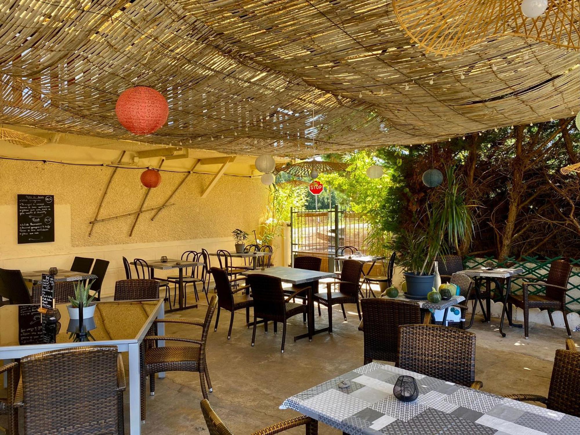 אנגלרס-נוזק Auberge Du Relais D Auniac Hotel Bar Restaurant Piscine מראה חיצוני תמונה